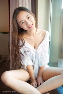 美女尿口视频